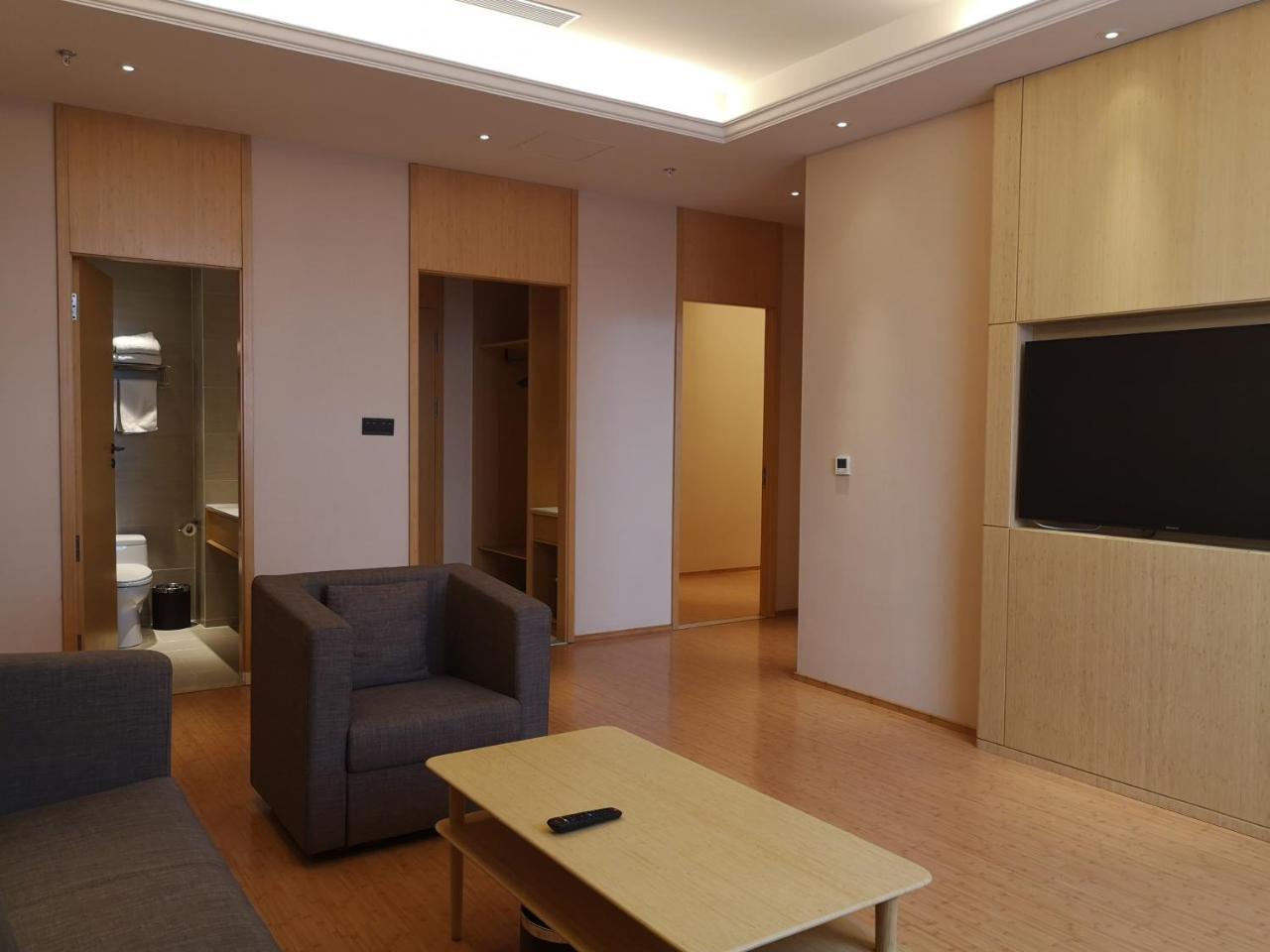Ji Hotel Shanghai Chuansha Chengnan Road Exterior photo