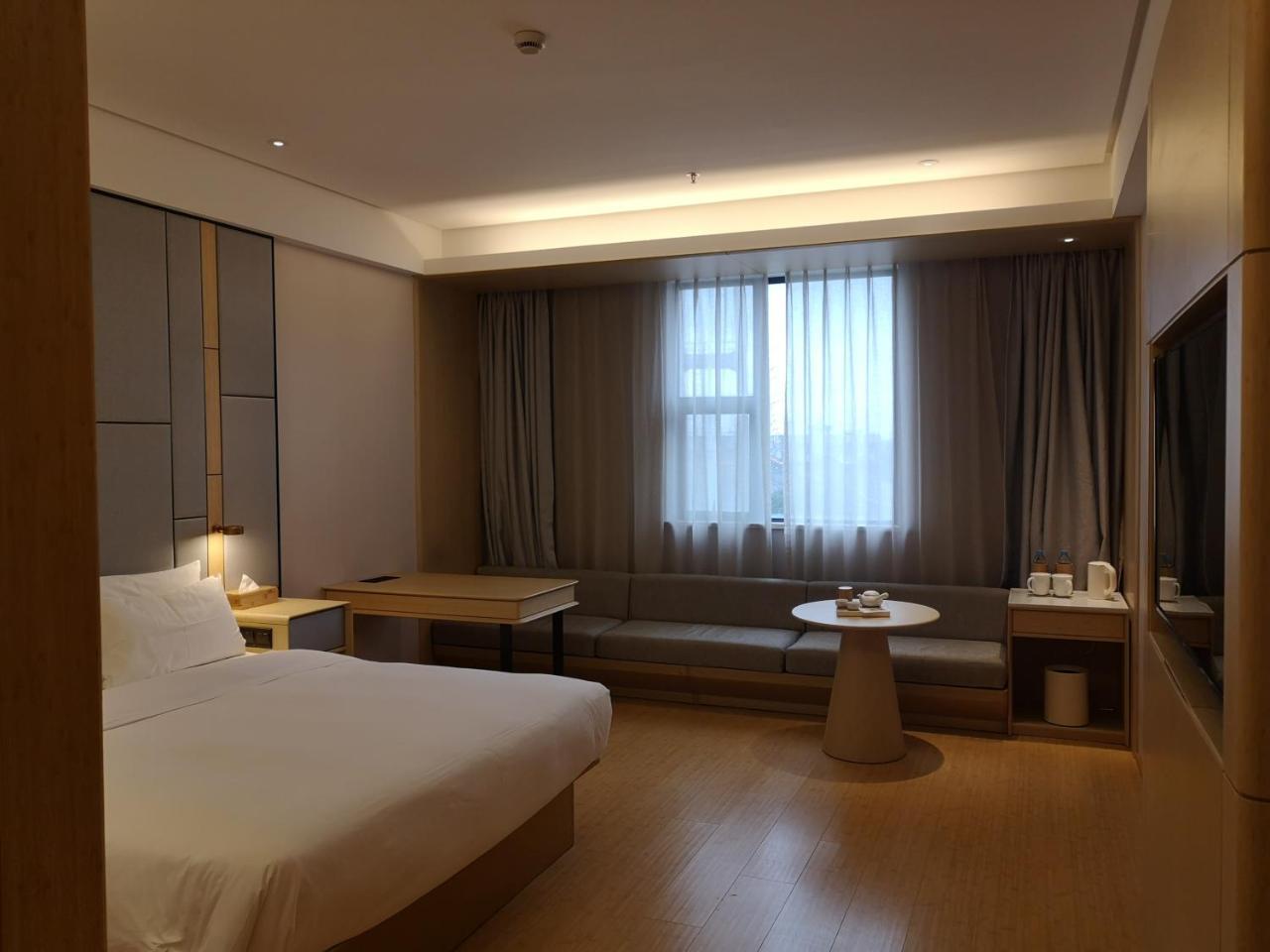 Ji Hotel Shanghai Chuansha Chengnan Road Exterior photo
